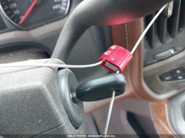 3GCUKTEC8EG399193 Chevrolet Silverado 1500 High Country