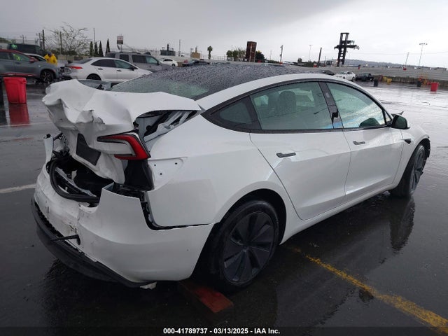 2024 TESLA MODEL 3 5YJ3E1EA9RF782688 Photo 3