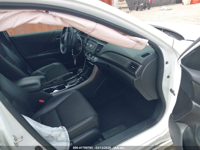 1HGCR2F57GA158844 Honda Accord Sport