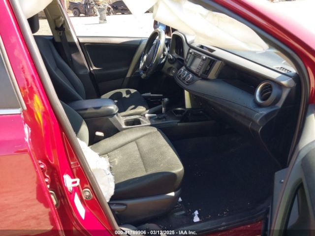 2T3ZFREV4JW471807 Toyota RAV4 LE