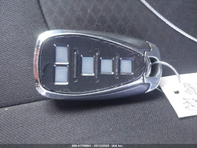 1G1ZD5ST9LF046808 Chevrolet Malibu Fwd Lt