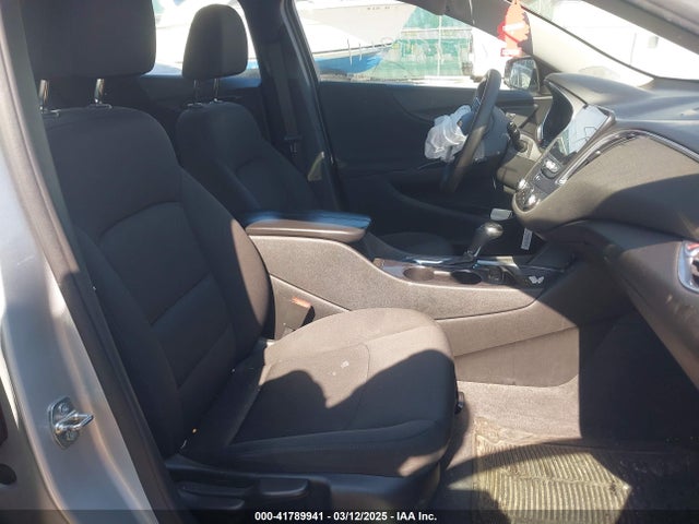 1G1ZD5ST9LF046808 Chevrolet Malibu Fwd Lt