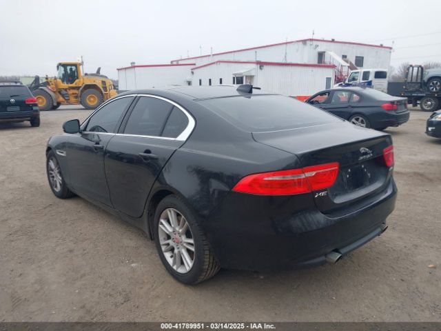 2019 JAGUAR XE SAJAD4FX1KCP49252 Photo 2