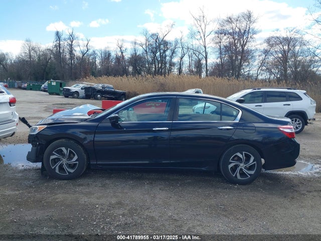 Honda ACCORD LX 2017 1HGCR2F34HA270730 Image 15