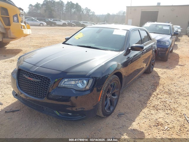Chrysler 300 300s 2023 2C3CCABGXPH676695 Image 2