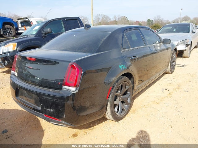 Chrysler 300 300s 2023 2C3CCABGXPH676695 Image 4