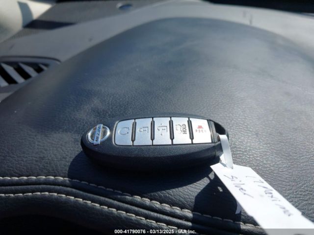 1N4AA6AP6HC431376 Nissan Maxima 3.5 Sv
