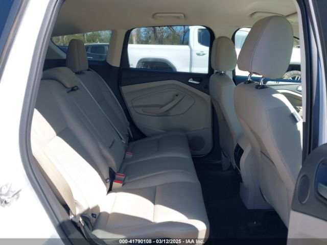 1FMCU0GD1HUA87904 Ford ESCAPE SE