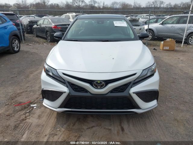 4T1KZ1AK2NU063990 Toyota Camry Xse V6