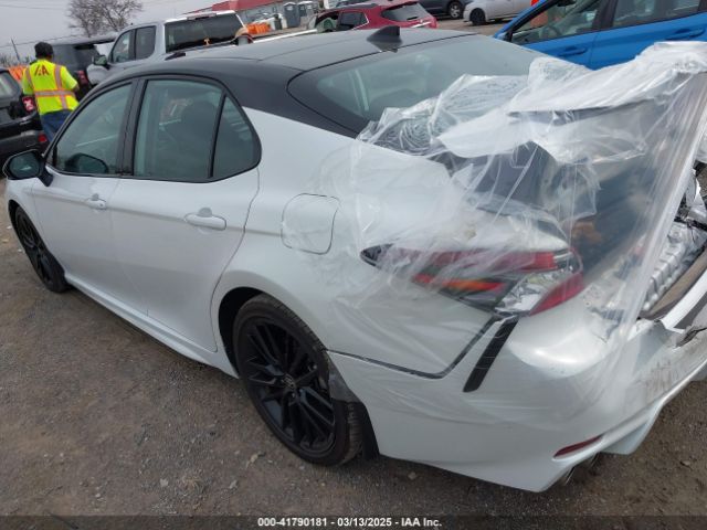 4T1KZ1AK2NU063990 Toyota Camry Xse V6