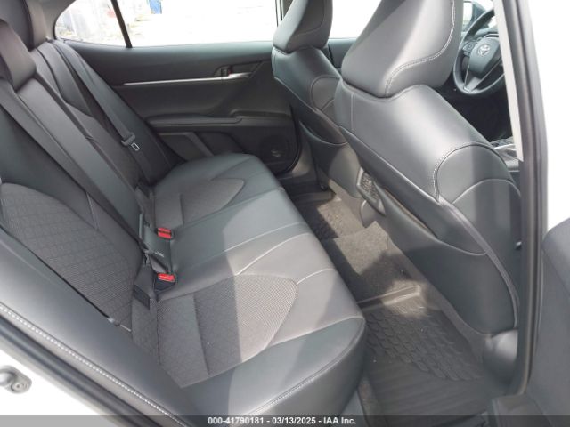 4T1KZ1AK2NU063990 Toyota Camry Xse V6
