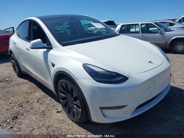 2022 TESLA MODEL Y 7SAYGDEF7NF327400 Photo 0