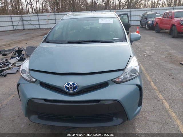 JTDZN3EU5HJ065566 Toyota Prius V Two