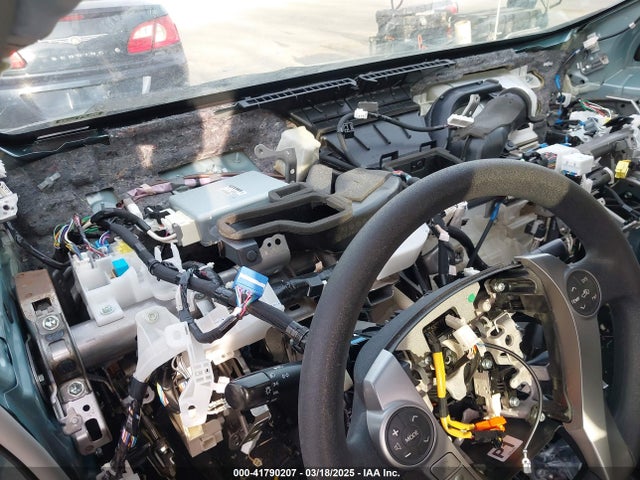 JTDZN3EU5HJ065566 Toyota Prius V Two
