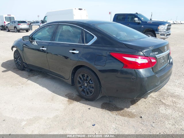 1N4AL3AP6HN349290 Nissan Altima 2.5 S