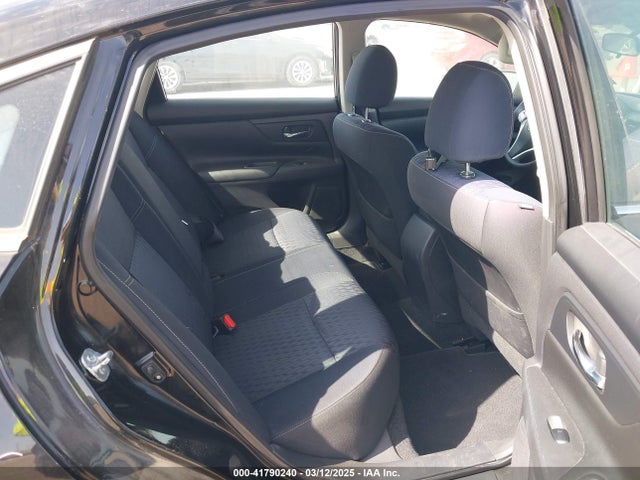 1N4AL3AP6HN349290 Nissan Altima 2.5 S
