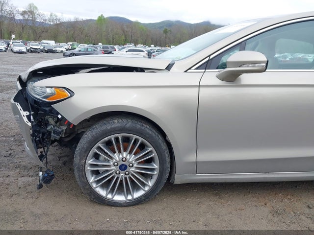41790248 :رقم المزاد ، 3FA6P0HD3FR178514 vin ، 2015 Ford Fusion Se مزاد بيع