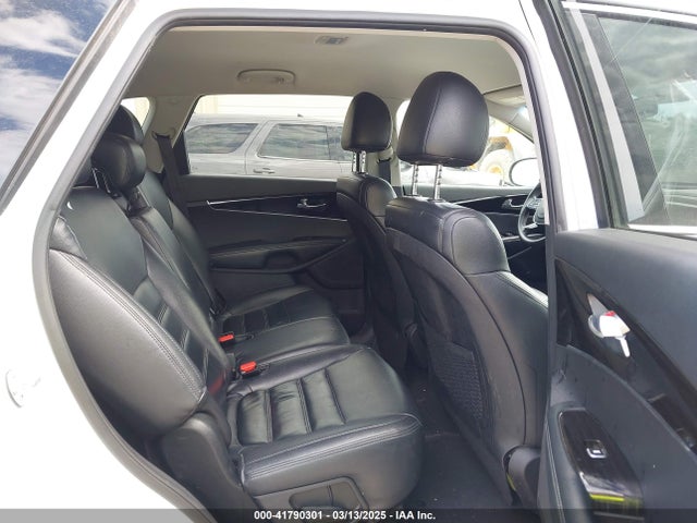 5XYPG4A52LG622321 KIA Sorento 3.3l Lx