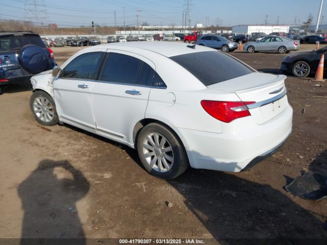 2013 CHRYSLER 200 1C3CCBCG9DN504407 Photo 2