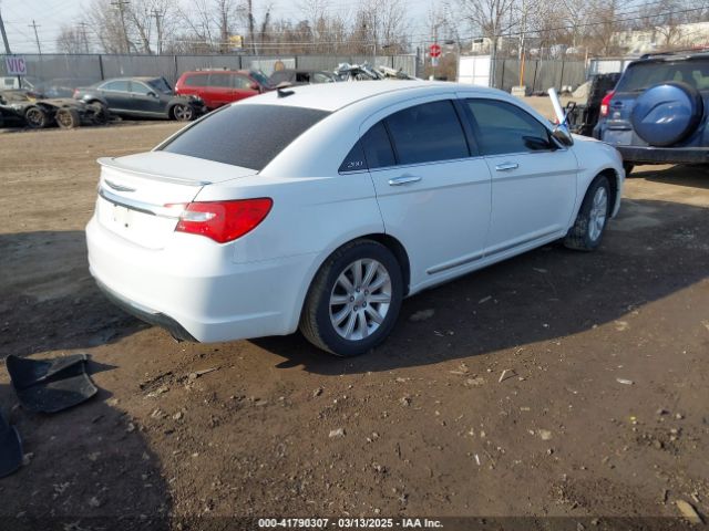 2013 CHRYSLER 200 1C3CCBCG9DN504407 Photo 3