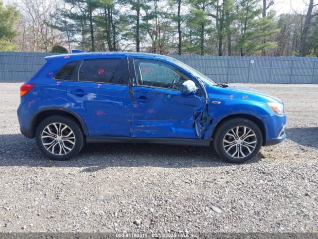 JA4AR3AUXHZ007018 Mitsubishi Outlander Sport 2.0 Es