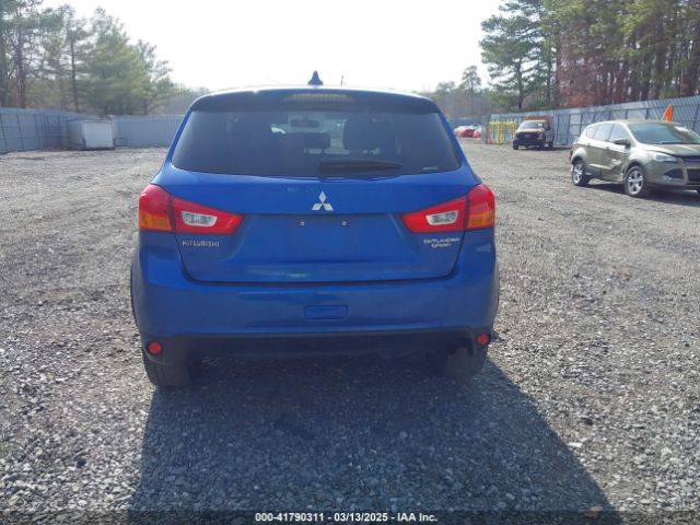JA4AR3AUXHZ007018 Mitsubishi Outlander Sport 2.0 Es