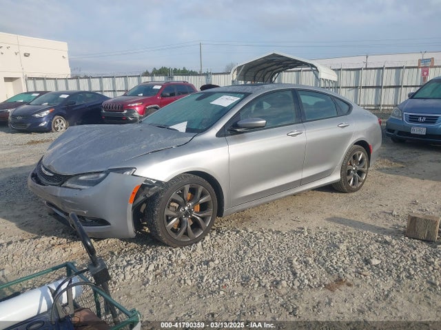 1C3CCCBB1GN161818 Chrysler 200 S