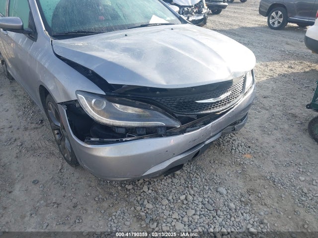 1C3CCCBB1GN161818 Chrysler 200 S