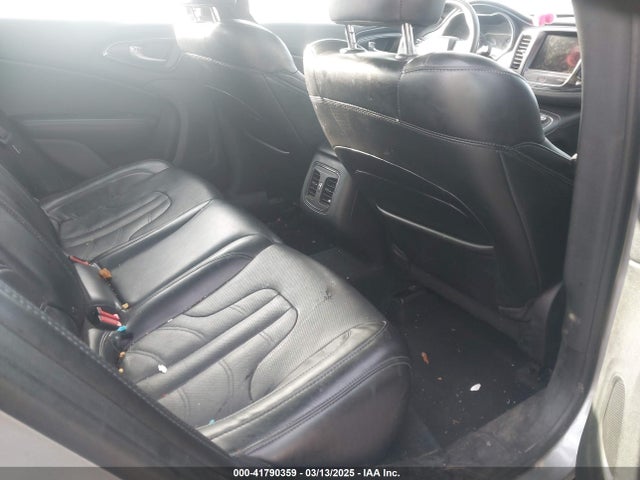 1C3CCCBB1GN161818 Chrysler 200 S