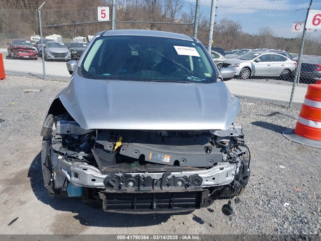 1FMCU9GD0KUA12963 Ford ESCAPE SE