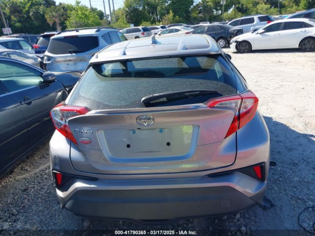 NMTKHMBX6LR106732 Toyota C-HR LE