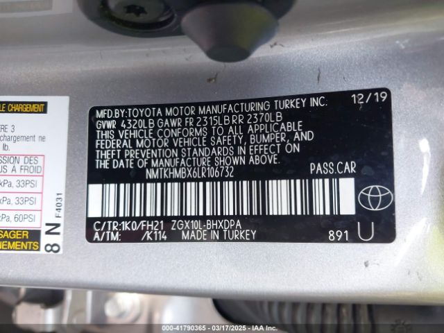 NMTKHMBX6LR106732 Toyota C-HR LE