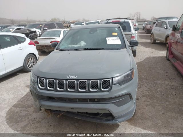 3C4NJDAN0PT572381 Jeep Compass Sport 4x4