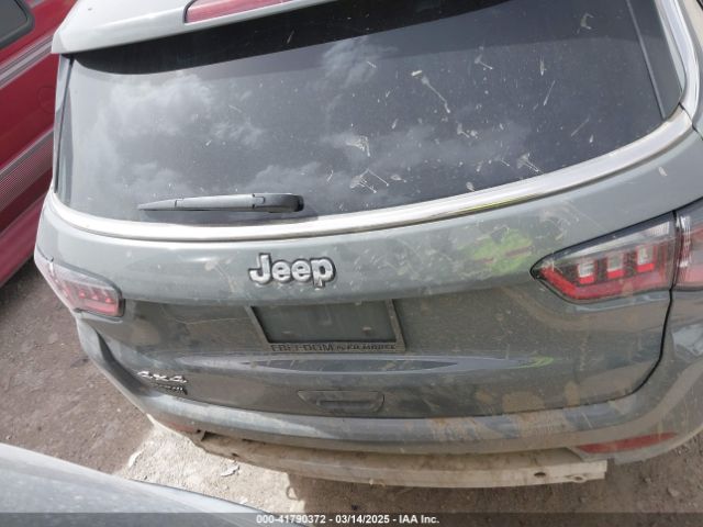 3C4NJDAN0PT572381 Jeep Compass Sport 4x4