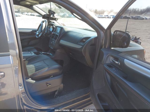 2C4RDGEG2KR694581 Dodge Grand Caravan Gt