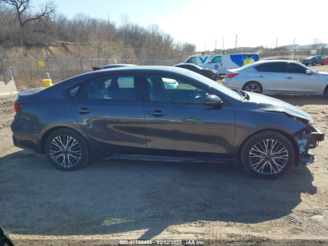 3KPF54ADXPE526254 KIA Forte Gt-line