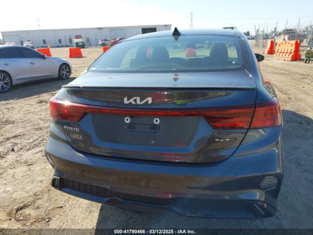 3KPF54ADXPE526254 KIA Forte Gt-line