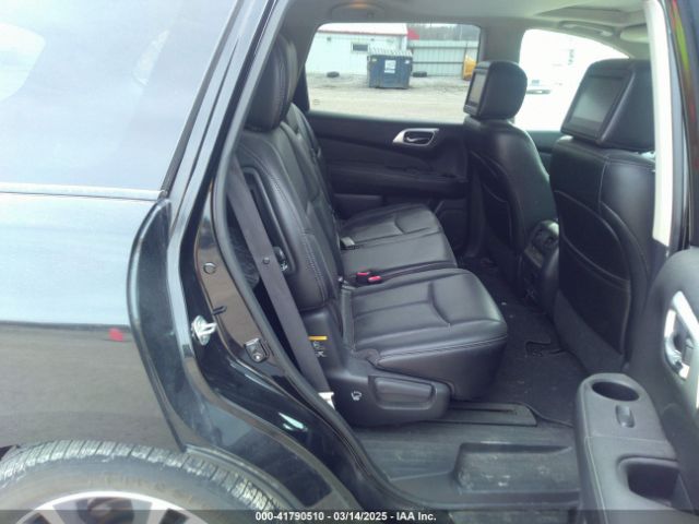 5N1DR2MM4HC613468 Nissan Pathfinder
