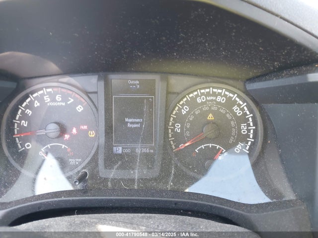 5TFRX5GN9KX151043 Toyota Tacoma Sr