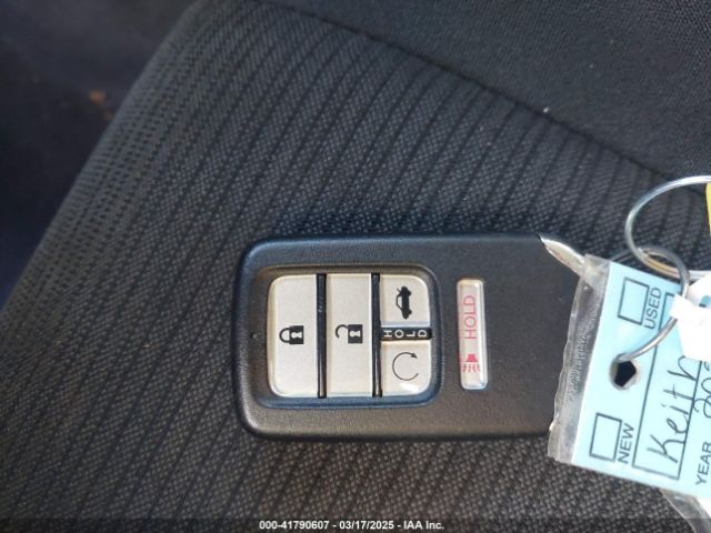 19XZE4F53NE011138 Honda INSIGHT EX