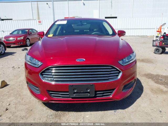 3FA6P0HD8GR223982 Ford FUSION SE