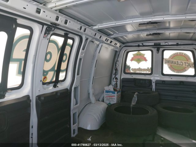 1GCWGAFPXP1258949 Chevrolet Express Cargo Rwd 2500 Regular Wheelbase Wt