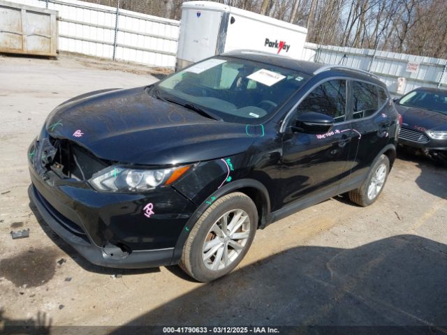 JN1BJ1CR4HW117324 Nissan Rogue Sport Sv