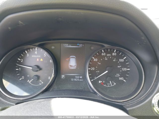 JN1BJ1CR4HW117324 Nissan Rogue Sport Sv