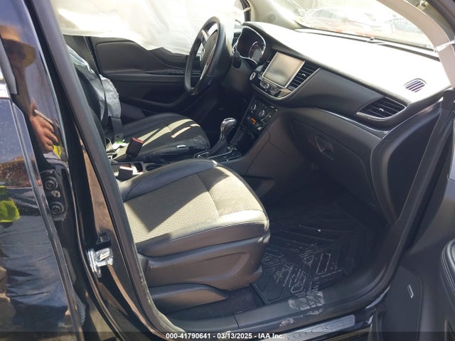 KL4CJ2SM2JB616398 Buick Encore Sport Touring