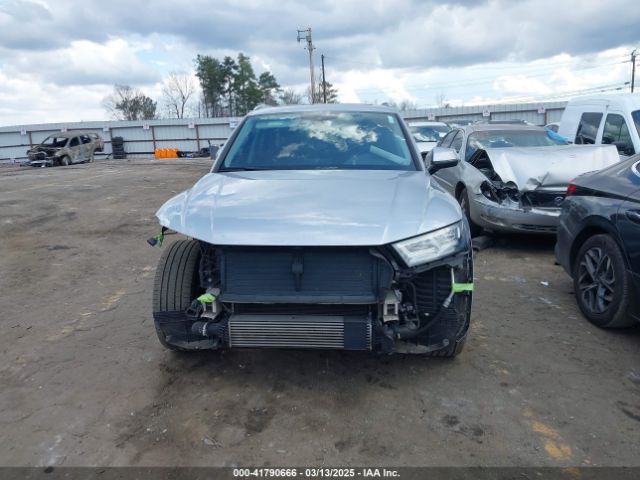WA1BNAFY5J2153910 Audi Q5 2.0t Premium/2.0t Tech Premium