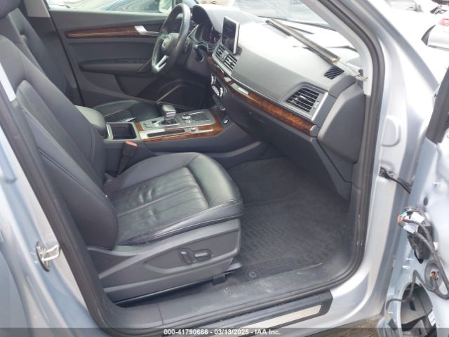WA1BNAFY5J2153910 Audi Q5 2.0t Premium/2.0t Tech Premium