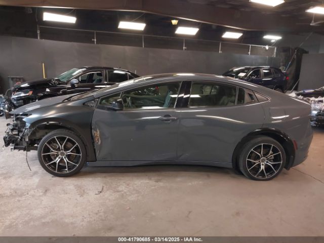 JTDADABU9P3005317 Toyota Prius Xle Awd-e