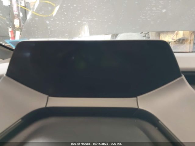 JTDADABU9P3005317 Toyota Prius Xle Awd-e