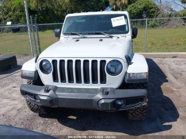 1C4HJXEN4LW330867 Jeep Wrangler Unlimited Sahara Altitude 4x4